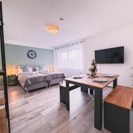 Immostay City Apartments - Modern & Wifi BRE المظهر الخارجي الصورة